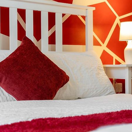 Avril Serviced Apartment Бирмингам Екстериор снимка