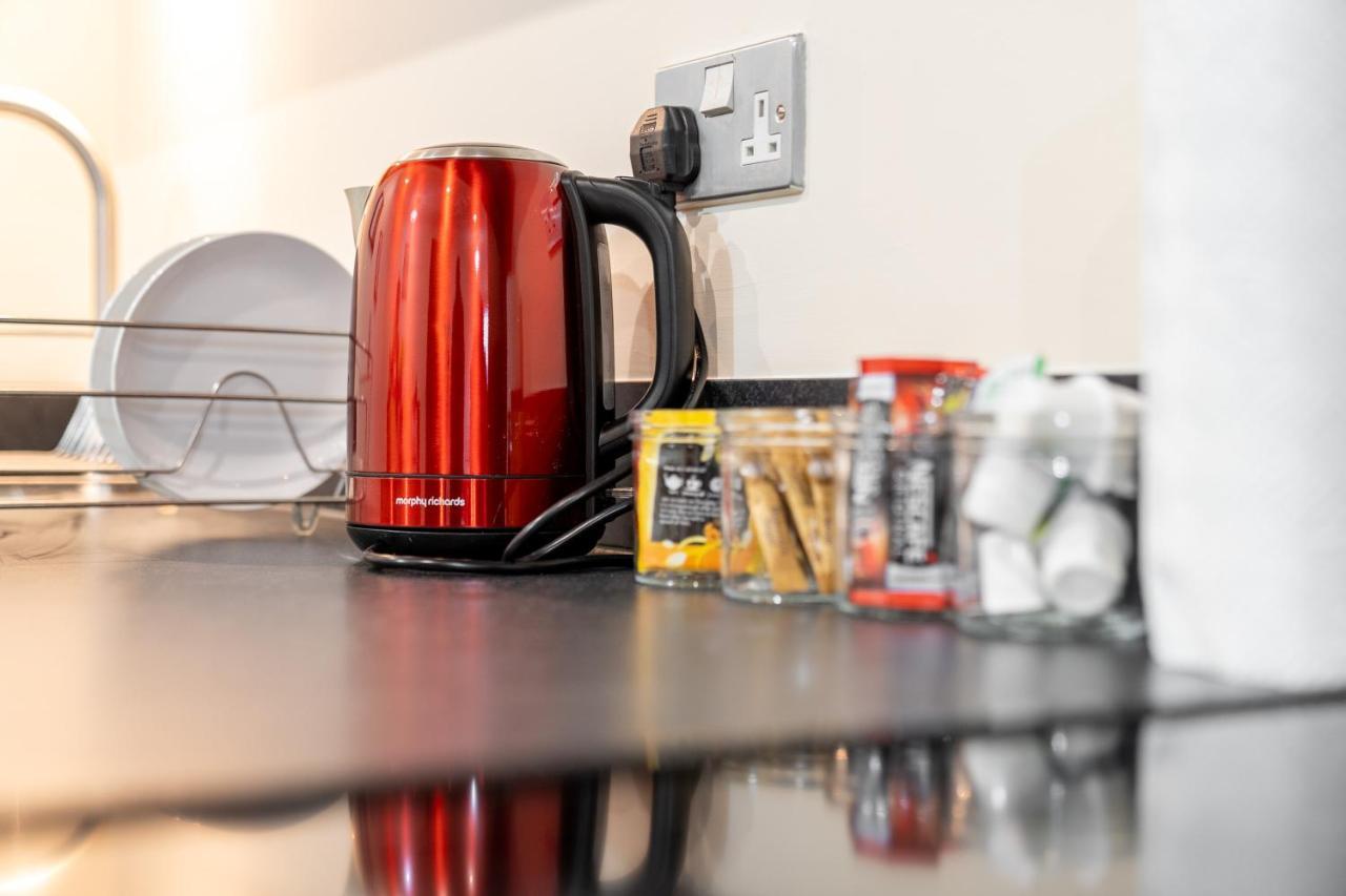 Avril Serviced Apartment Бирмингам Екстериор снимка