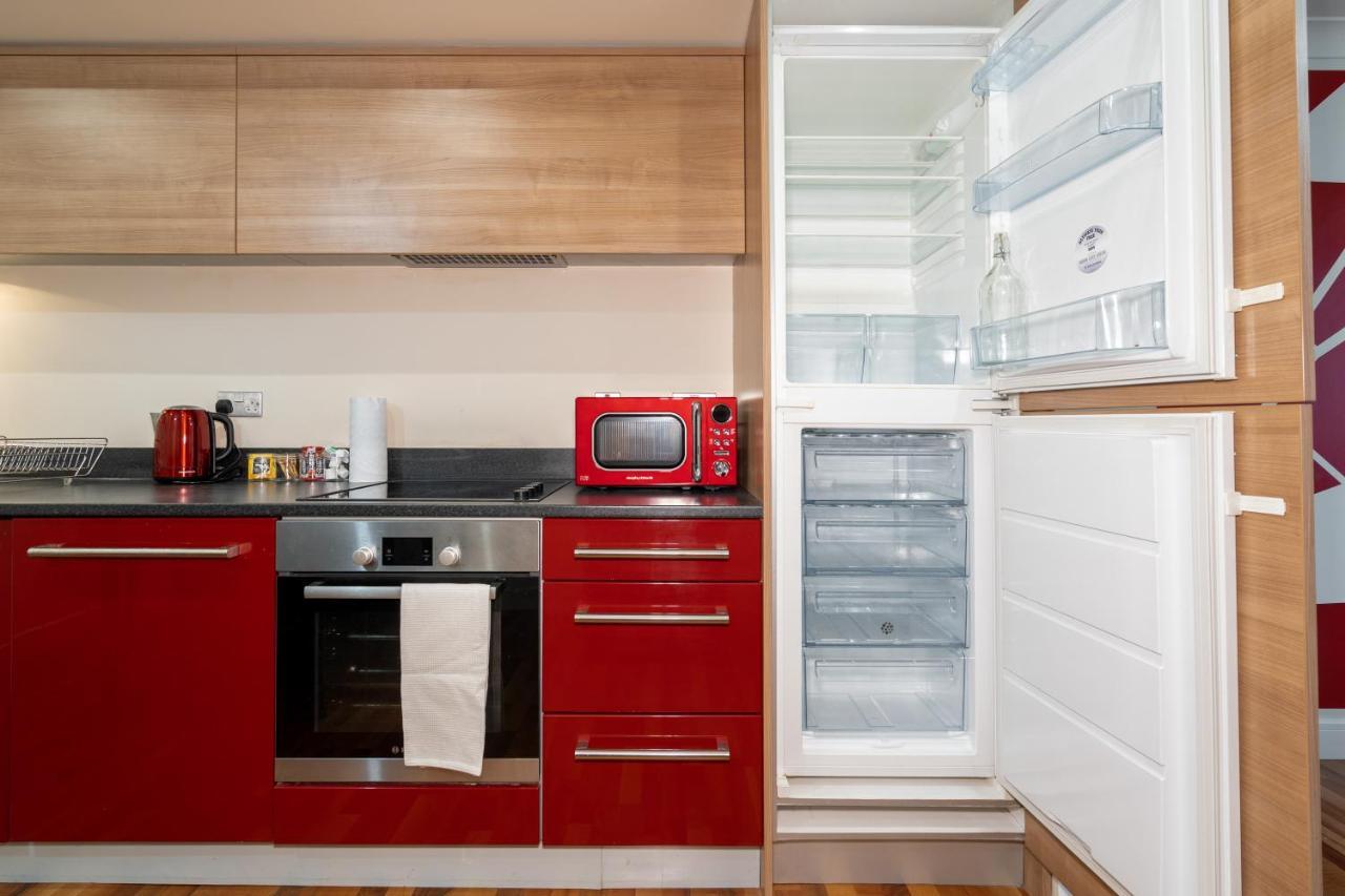 Avril Serviced Apartment Бирмингам Екстериор снимка