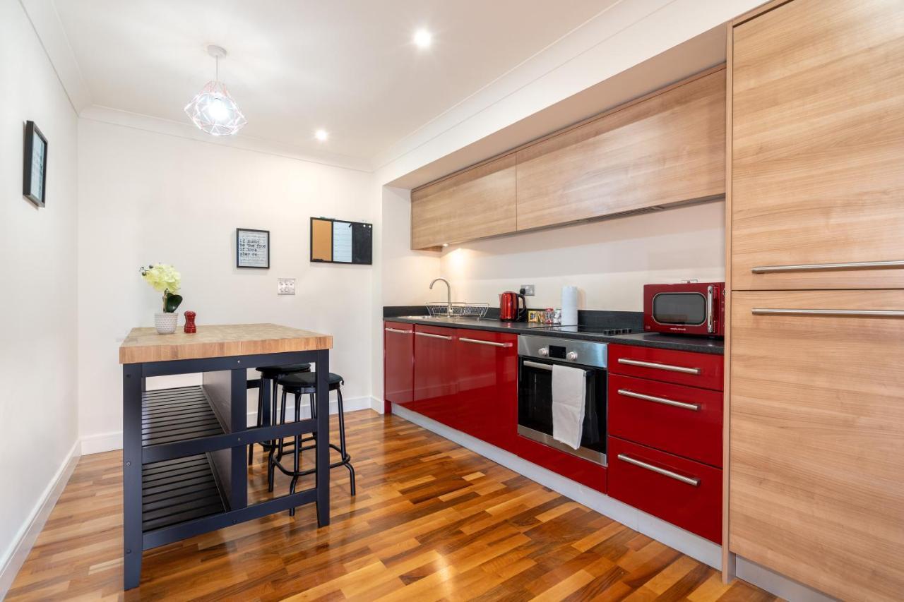 Avril Serviced Apartment Бирмингам Екстериор снимка