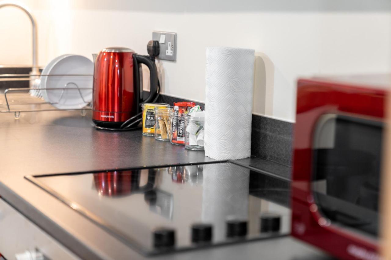 Avril Serviced Apartment Бирмингам Екстериор снимка